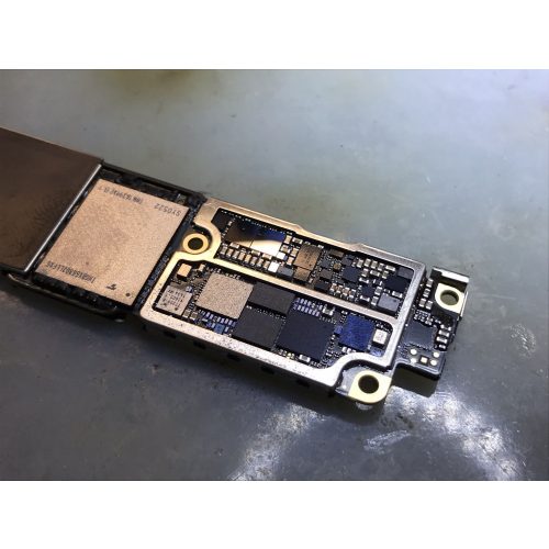 iPhone SE Audio IC csere